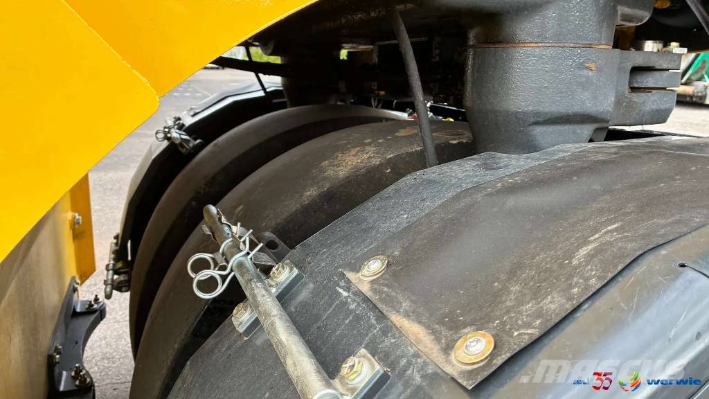 Bomag BW 28 RH Pneumorehvidega rullid