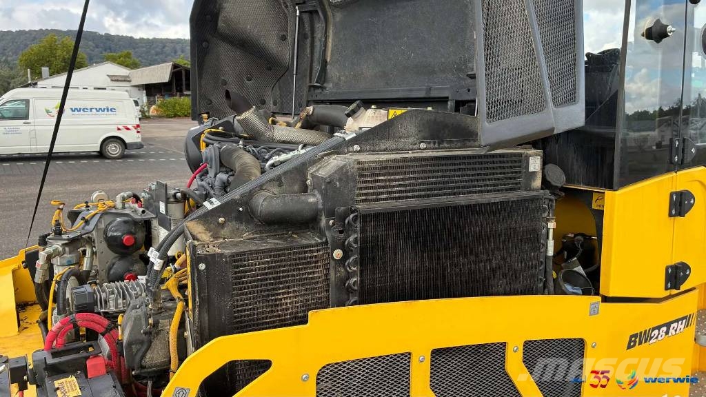 Bomag BW 28 RH Pneumorehvidega rullid