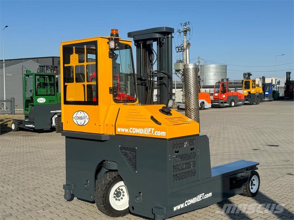 Combilift C3000/ Triplex 5500 mm Повдигач с движение в 4 посоки