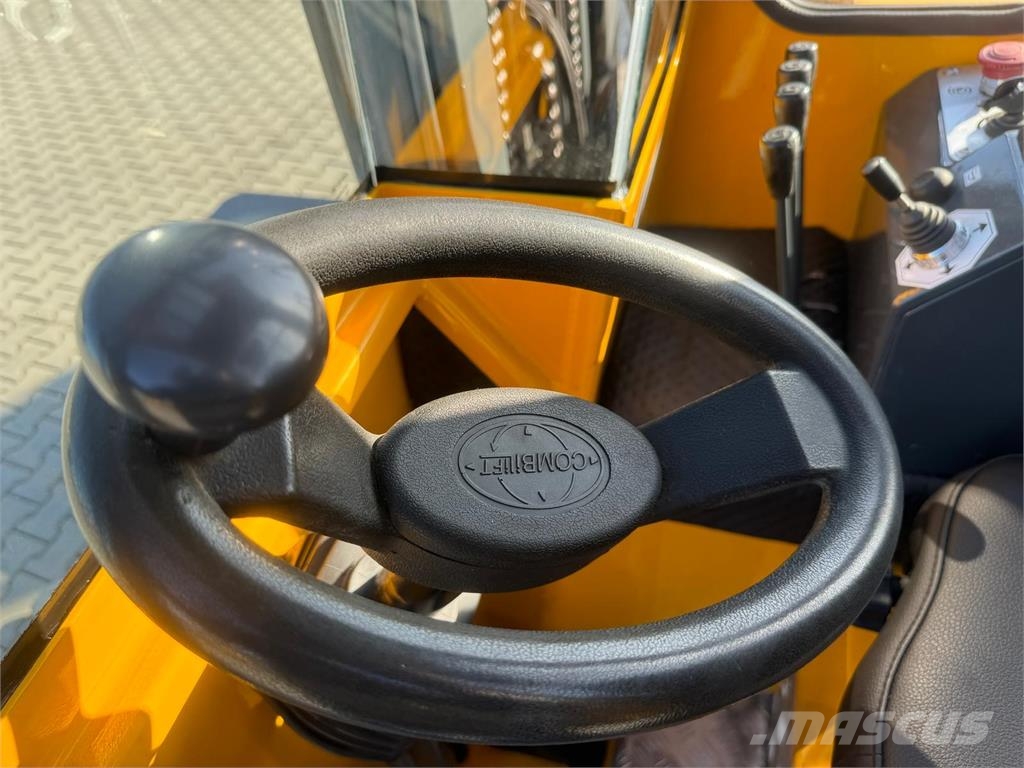 Combilift C3000/ Triplex 5500 mm Повдигач с движение в 4 посоки