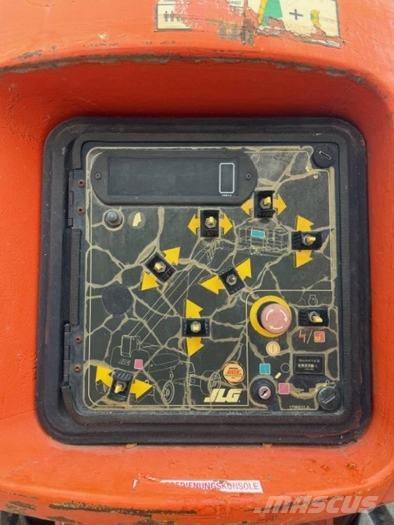 JLG 1350SJP Teleskopbühnen