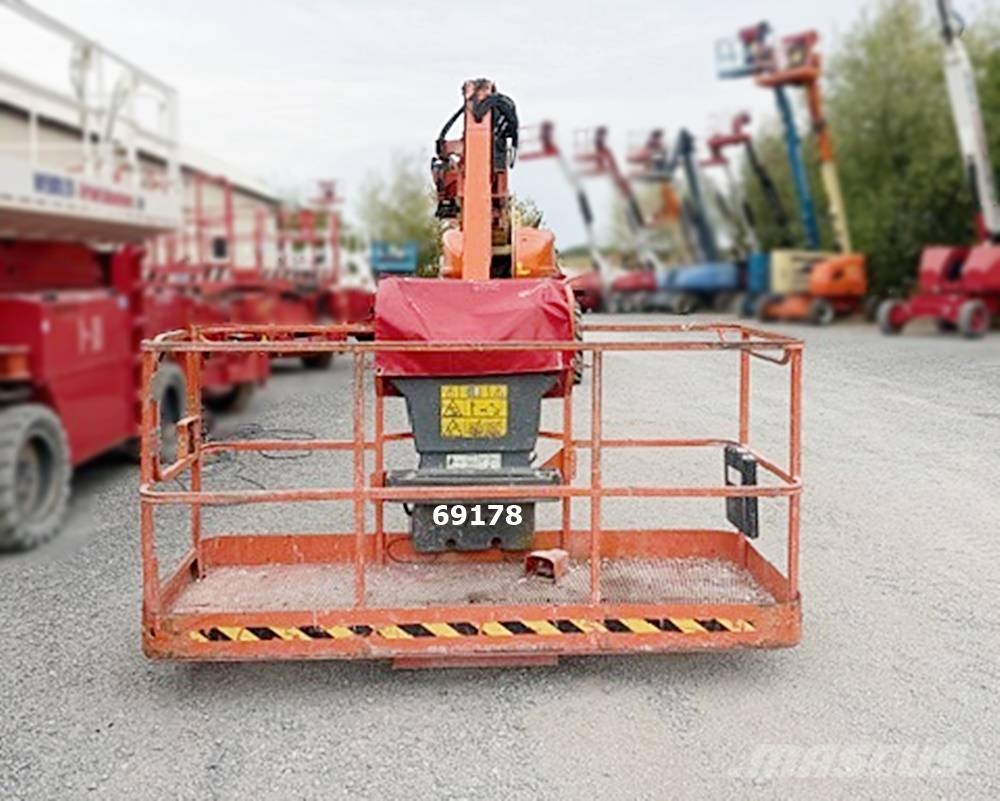 JLG 1350SJP Teleskopbühnen