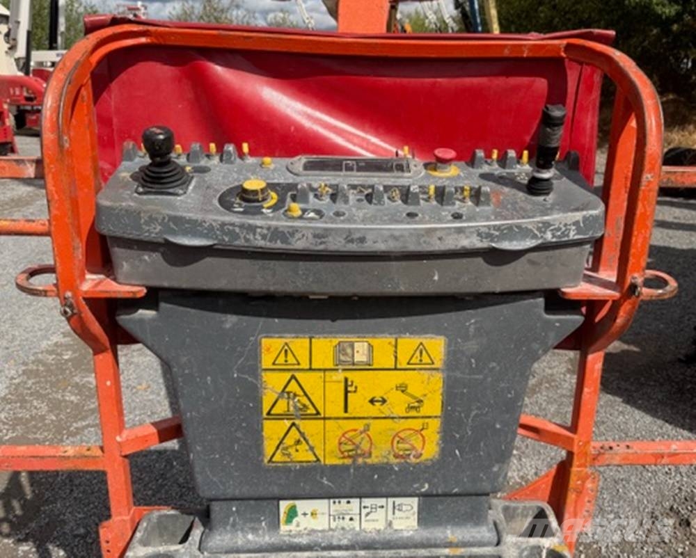 JLG 1350SJP Teleskopbühnen