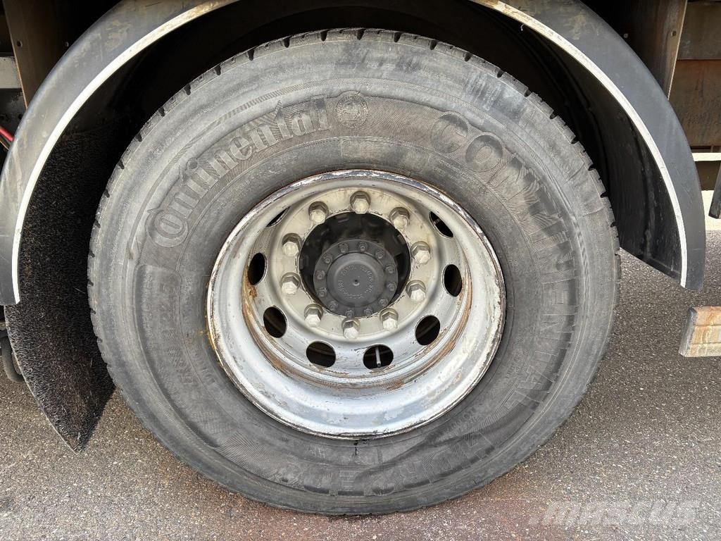 Samro CT28MH + 3 X AXLE + DHOLLANDIA LOADLIFT 侧帘拖车