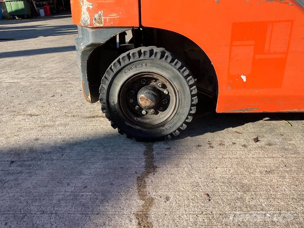 Toyota 8FDF15 Tonero Dizelski viličari