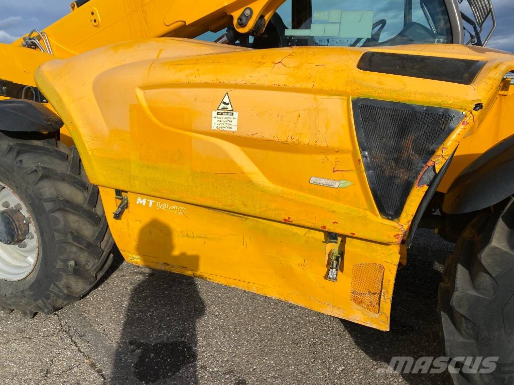 Manitou MT1440 100P/ST3B-S2 Moteur a réparer Τηλεσκοπικοί τροχοφόροι φορτωτές