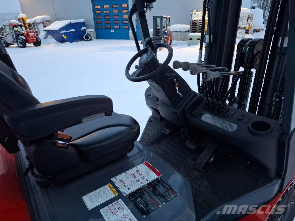 Heli CPCD25-XC26H - 2,5 tonns diesel - 4,7 m løftehøyde Dīzeļa autoiekrāvēji