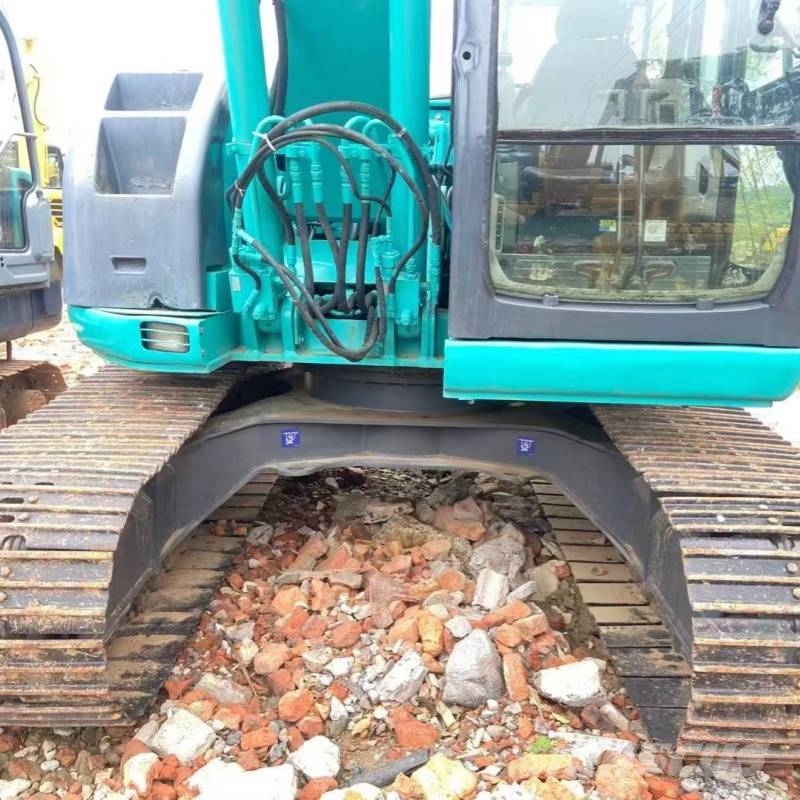 Kobelco SK 135 SR Гусеничные экскаваторы