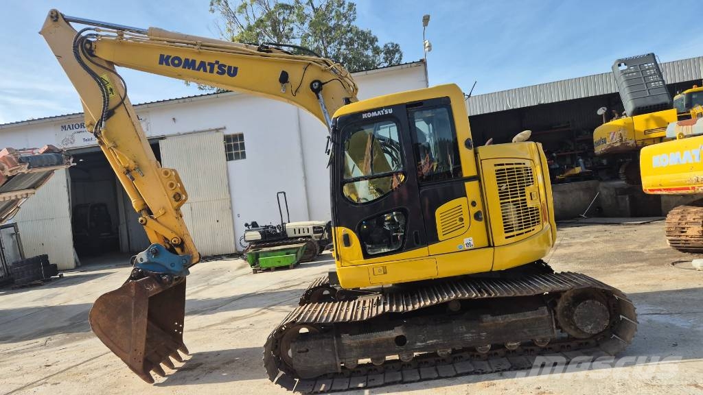 Komatsu PC 138 US حفارات زحافة