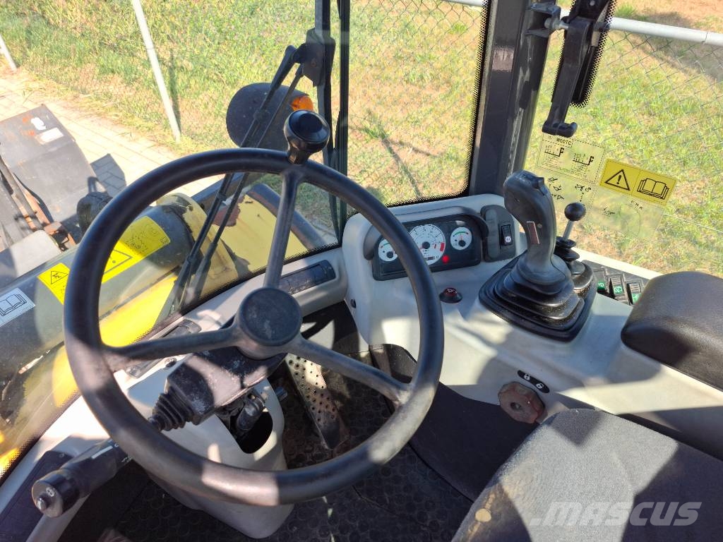 New Holland W 60 B TC | 2014 لوادر بعجل