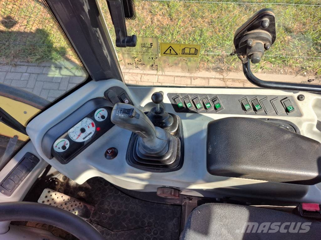 New Holland W 60 B TC | 2014 لوادر بعجل