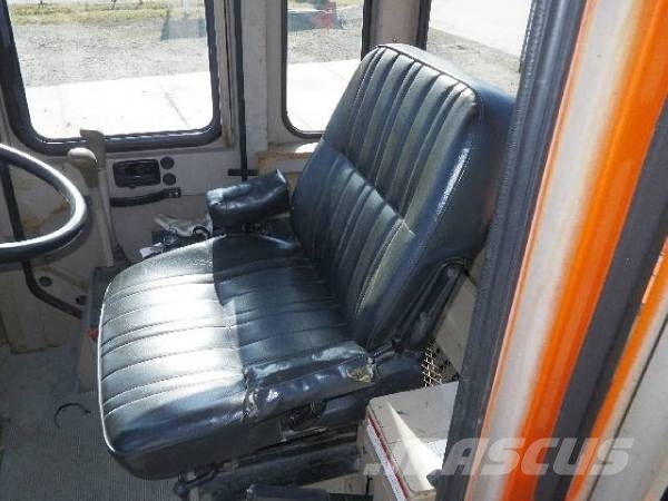 Hitachi LX70 Wheel loaders