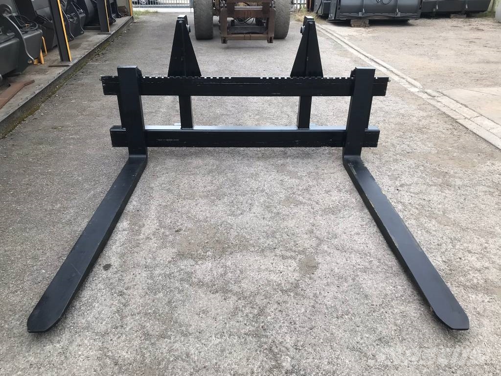 SE-Volvo-Liebherr-Cat L150-180 Container forks Građevinarske viljuške
