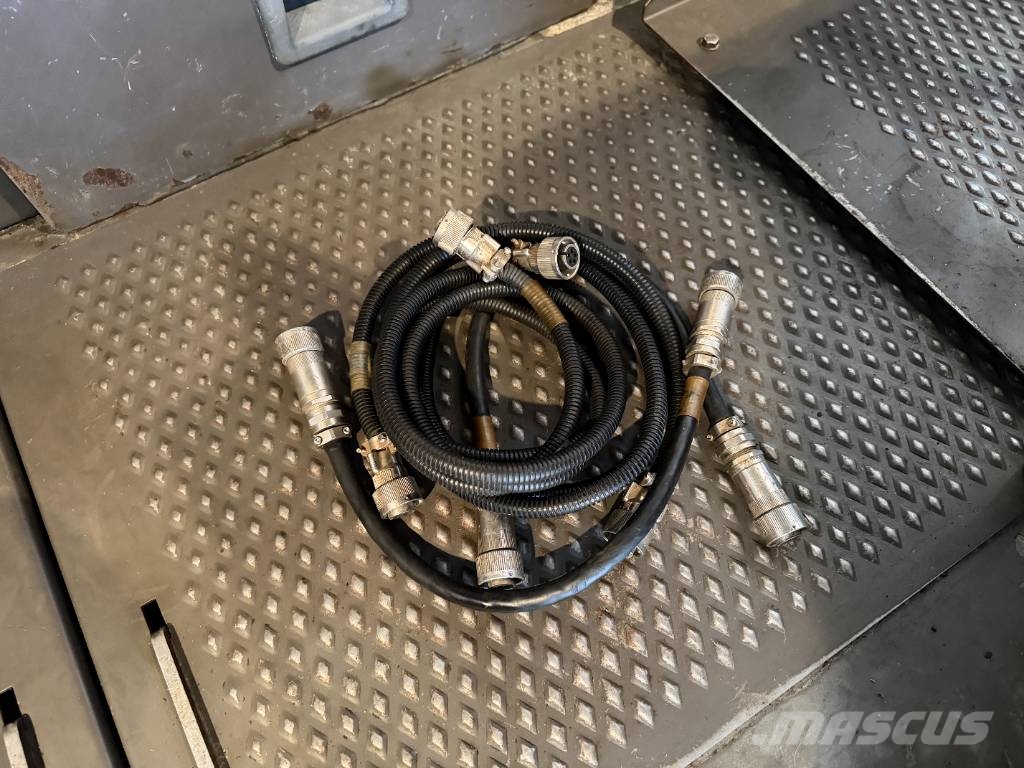 Volvo P6820C ABG Asfalto klotuvai