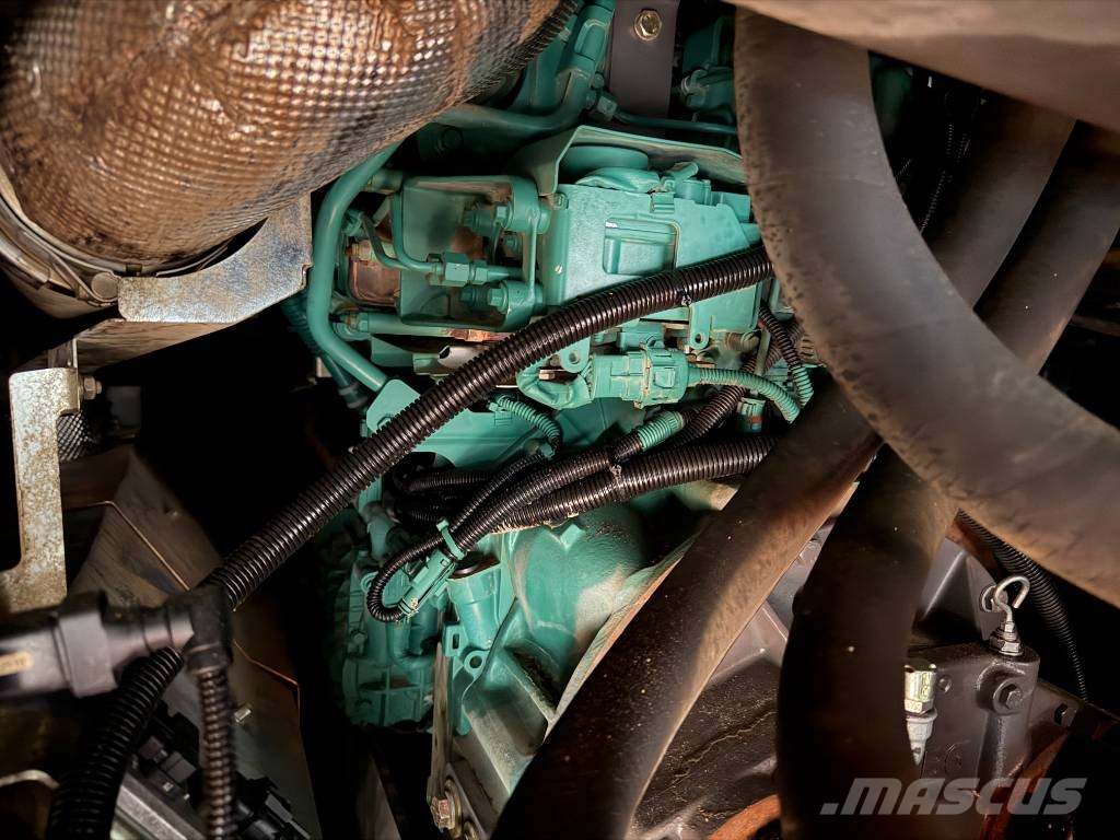Volvo P6820C ABG Asfalto klotuvai