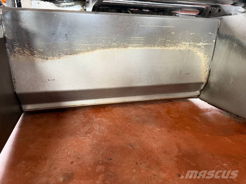 Volvo P6820C ABG Asfalto klotuvai
