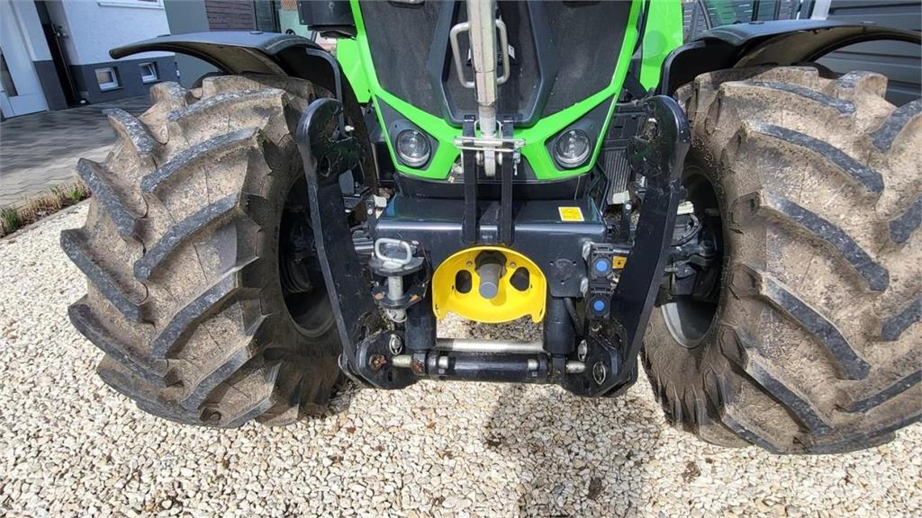 Deutz-Fahr 6135C TTV Tractors