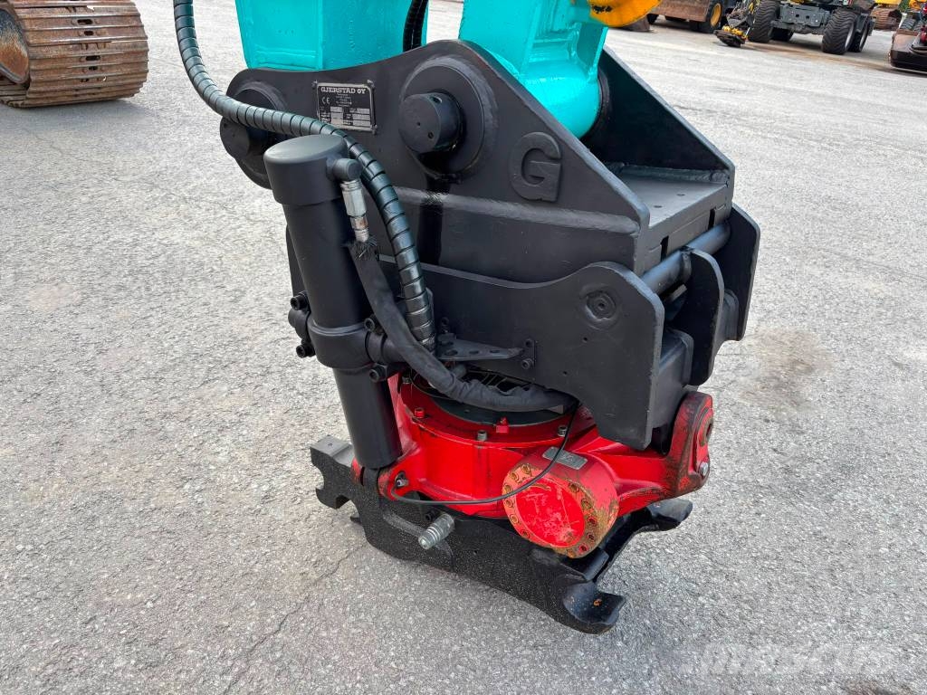 Kobelco SK 260 SR LC-3 / Rototilt, Rasvari حفارات زحافة