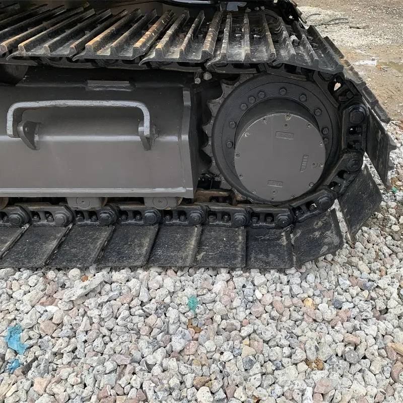 Volvo EC 140 Гусеничні екскаватори