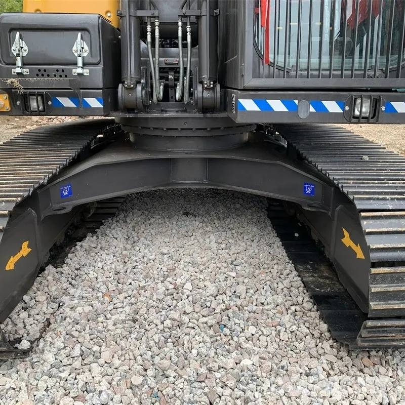 Volvo EC 140 Гусеничні екскаватори