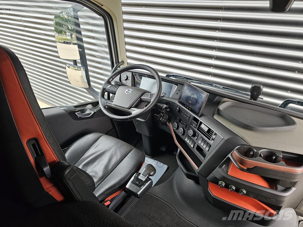 Volvo FH 16.750 6X4 / RETARDER / FULL AIR / 80 T Dragbilar
