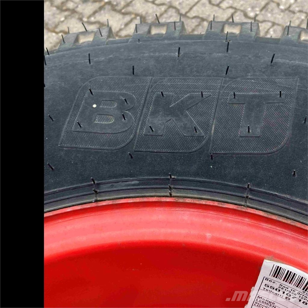 BKT 16.0/70 R20 Kompletträder ET-100 10/281/335 Gume, točkovi i felne