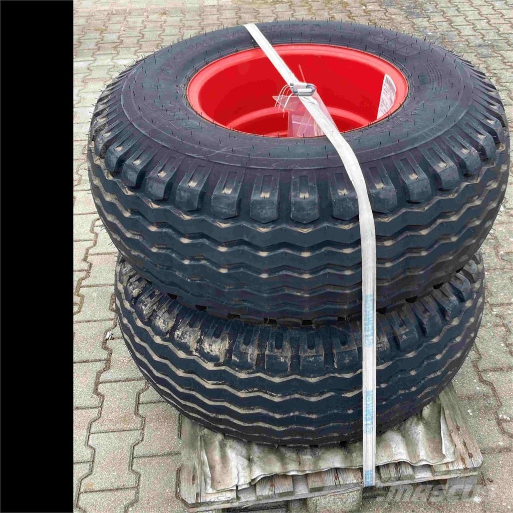 BKT 16.0/70 R20 Kompletträder ET-100 10/281/335 Gume, točkovi i felne