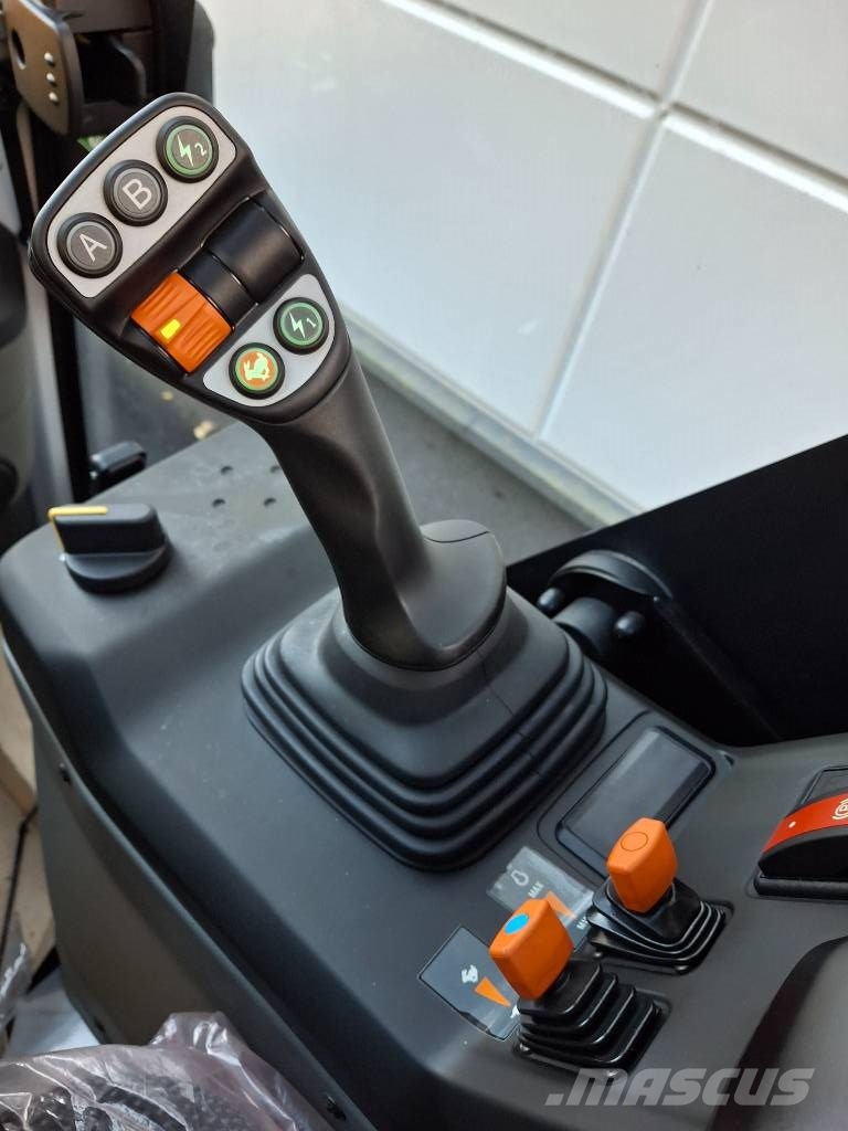 Wacker Neuson WL 28 Iekrāvēji uz riteņiem