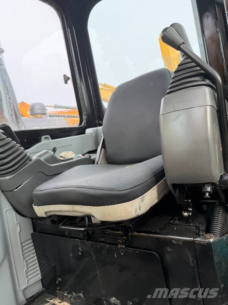 CAT 303 CR 3000 units excavators in stock Mini kotrók < 7t