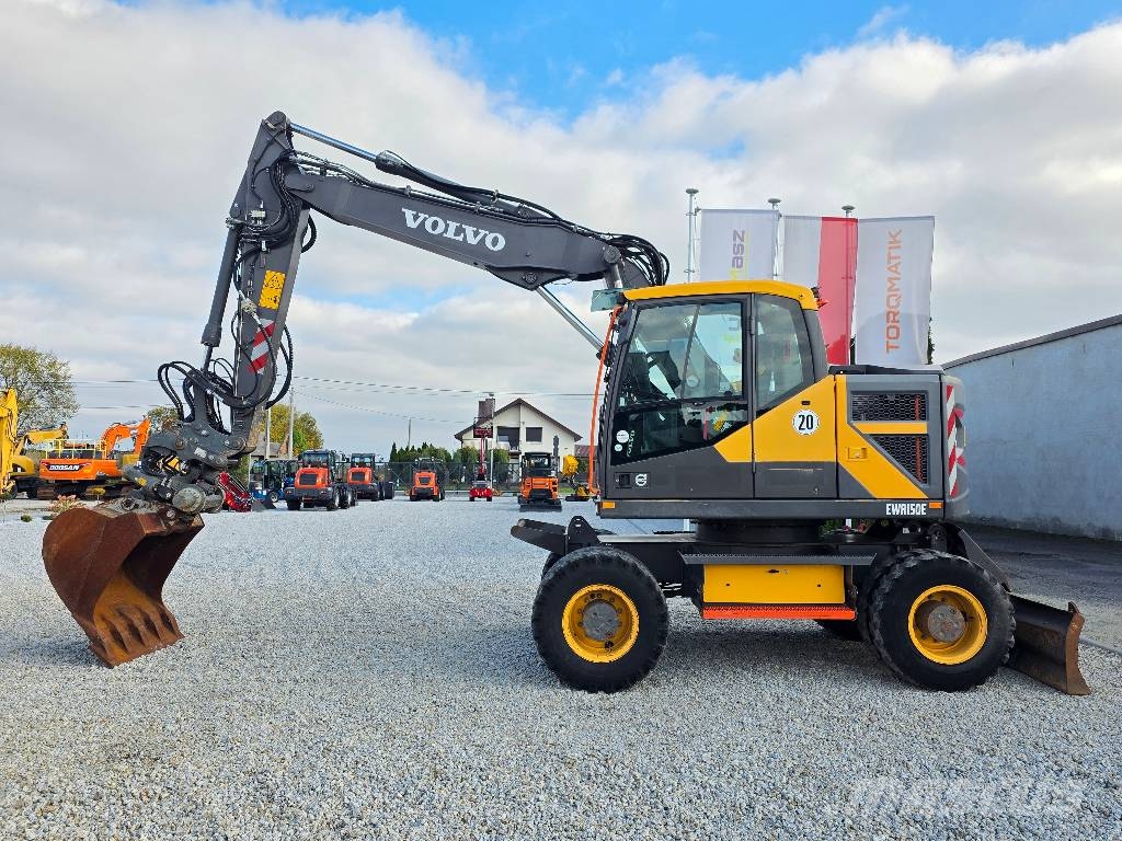 Volvo EWR 150E, 2016 ROK, GŁOWICA, PŁYWAJĄCE RAMIĘ Колісні екскаватори