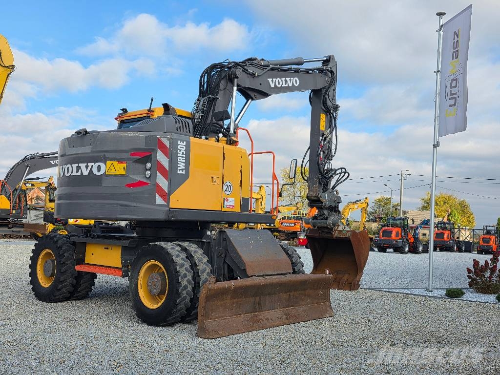 Volvo EWR 150E, 2016 ROK, GŁOWICA, PŁYWAJĄCE RAMIĘ Колісні екскаватори