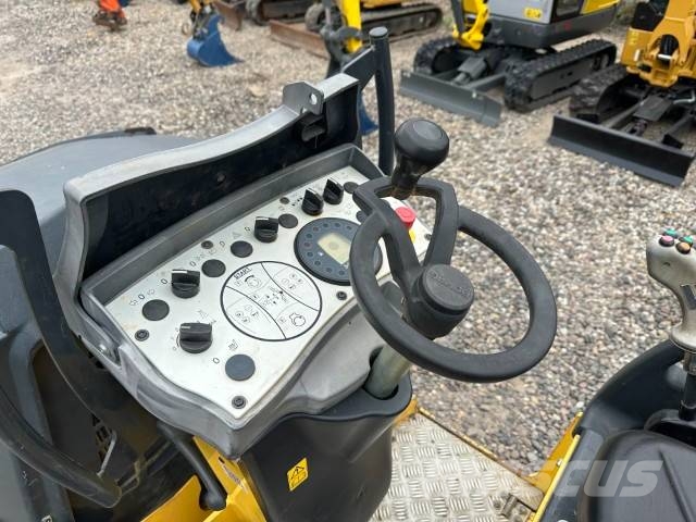 Bomag BW 100 AD M-5 Walze / 17.000 EUR Divvalču grunts veltņi