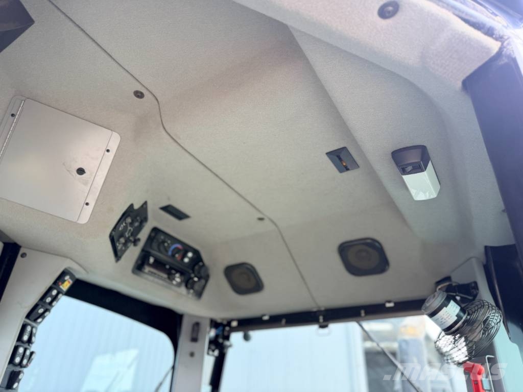 CAT 140M3 Niveleuse