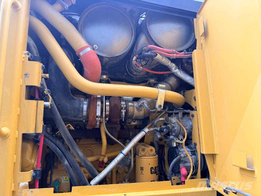 CAT 140M3 Niveleuse