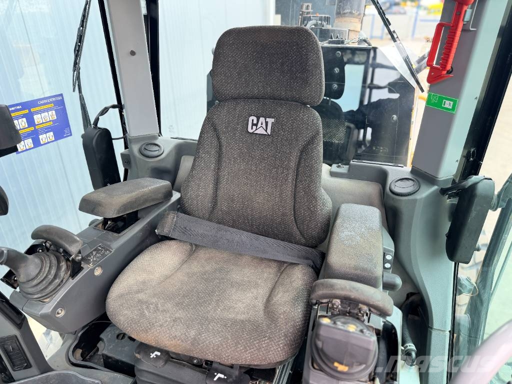 CAT 140M3 Niveleuse