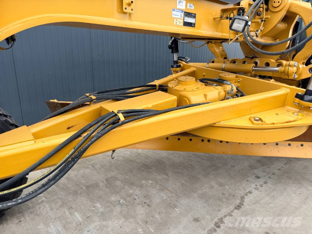 CAT 140M3 Niveleuse