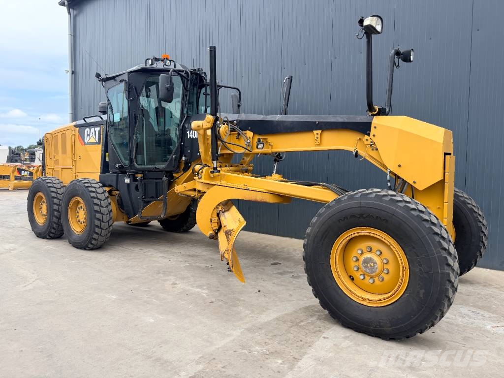 CAT 140M3 Niveleuse