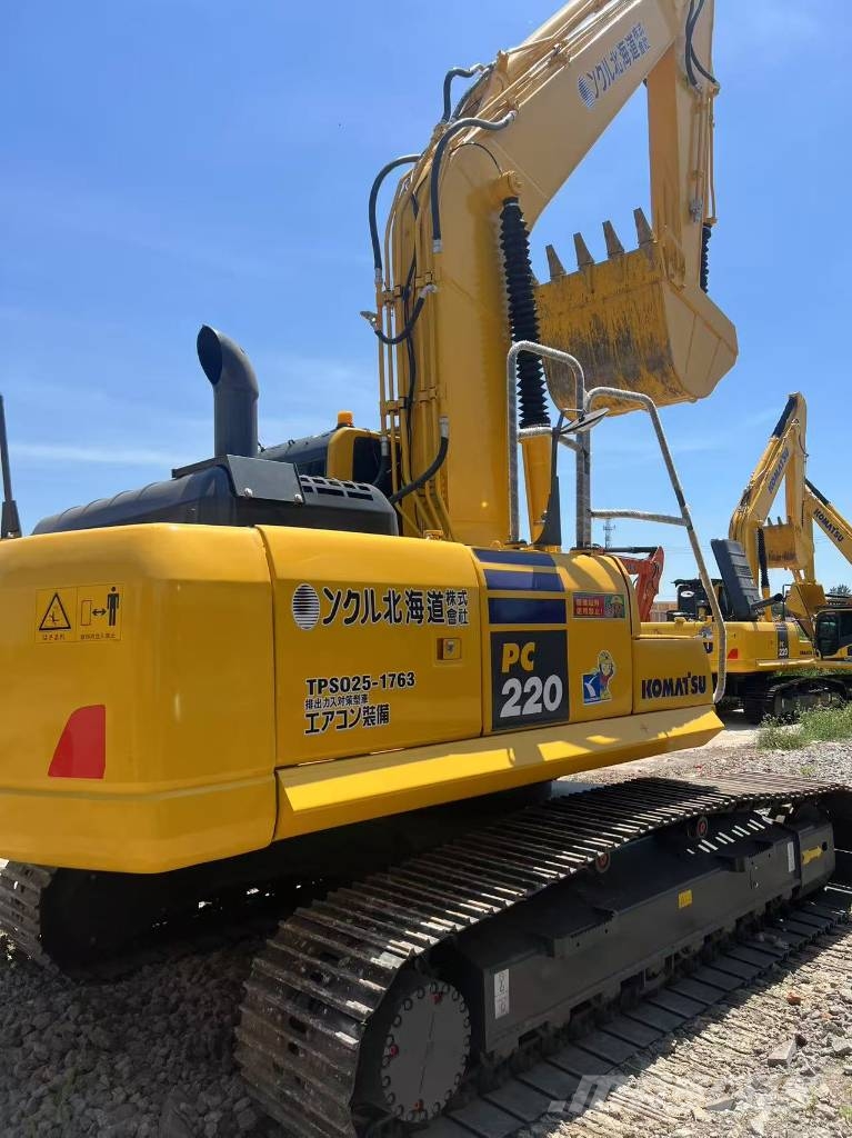 Komatsu PC 220 Koparki gąsienicowe