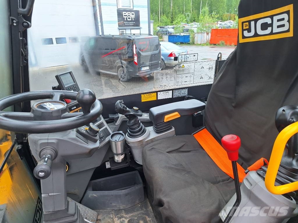 JCB 110 W Hydradig / Rototilt / 3x Kauha / Rasvari / Excavadoras de ruedas