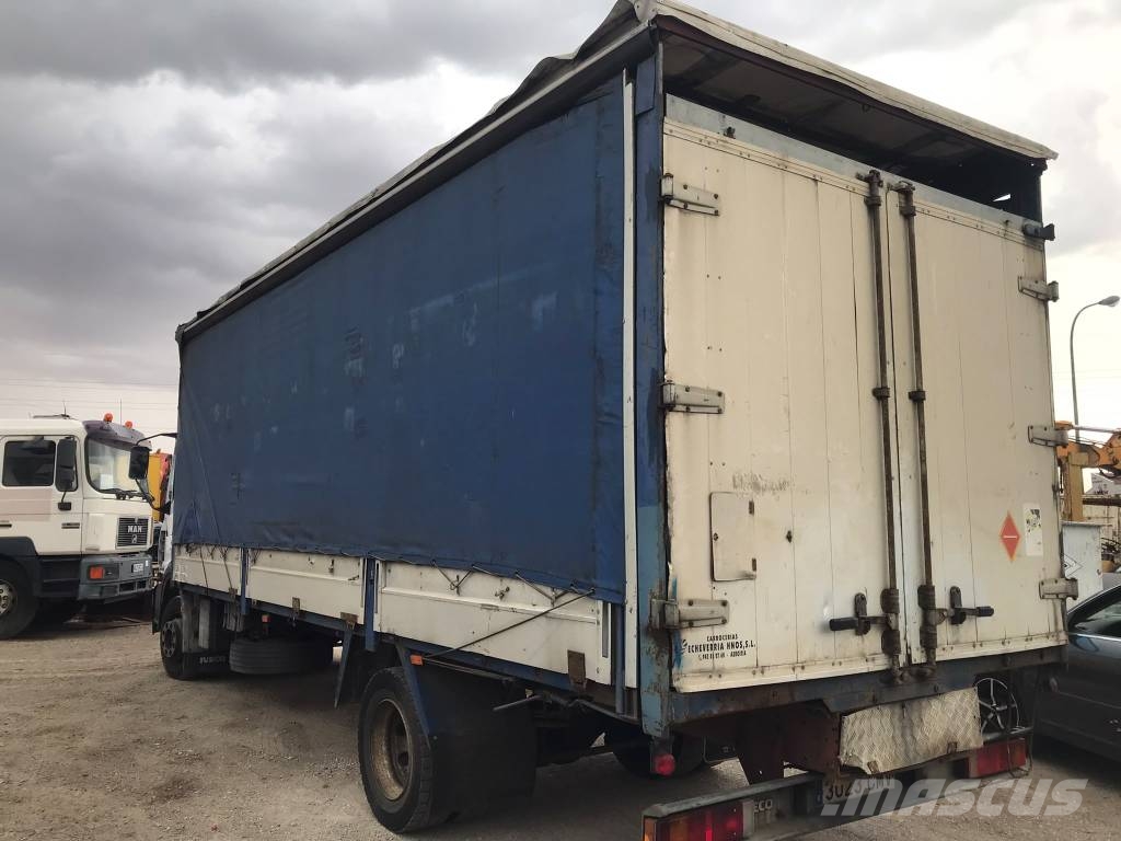 Iveco ML120E24 Camion cu prelata