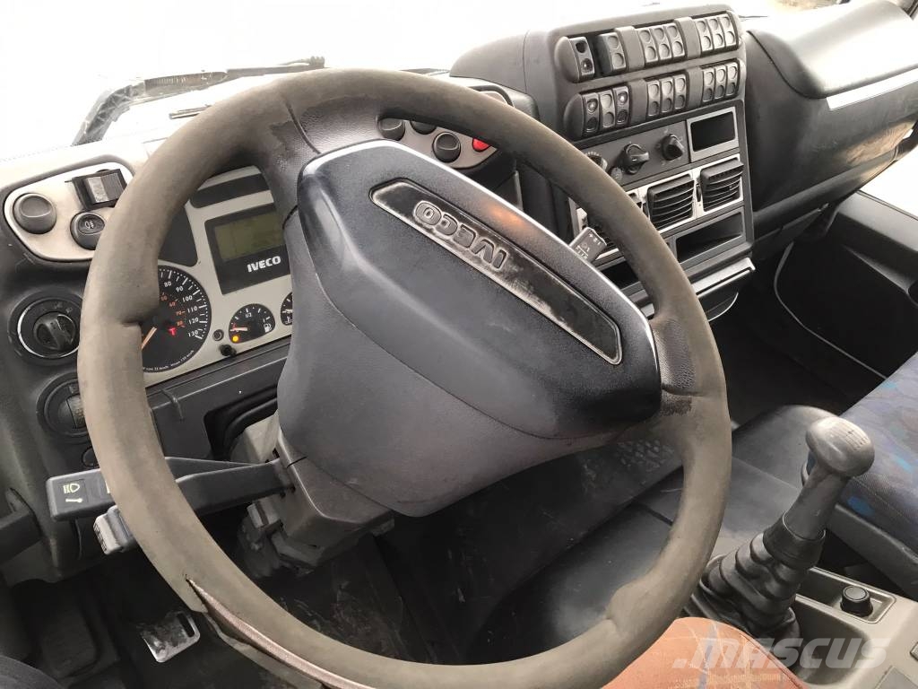 Iveco ML120E24 Camion cu prelata