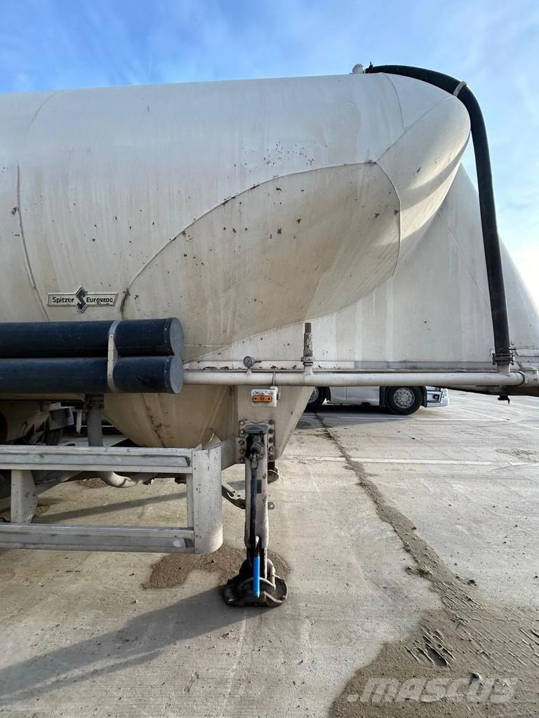 Spitzer BSF 2004 نصف مقطورات مقطورة 