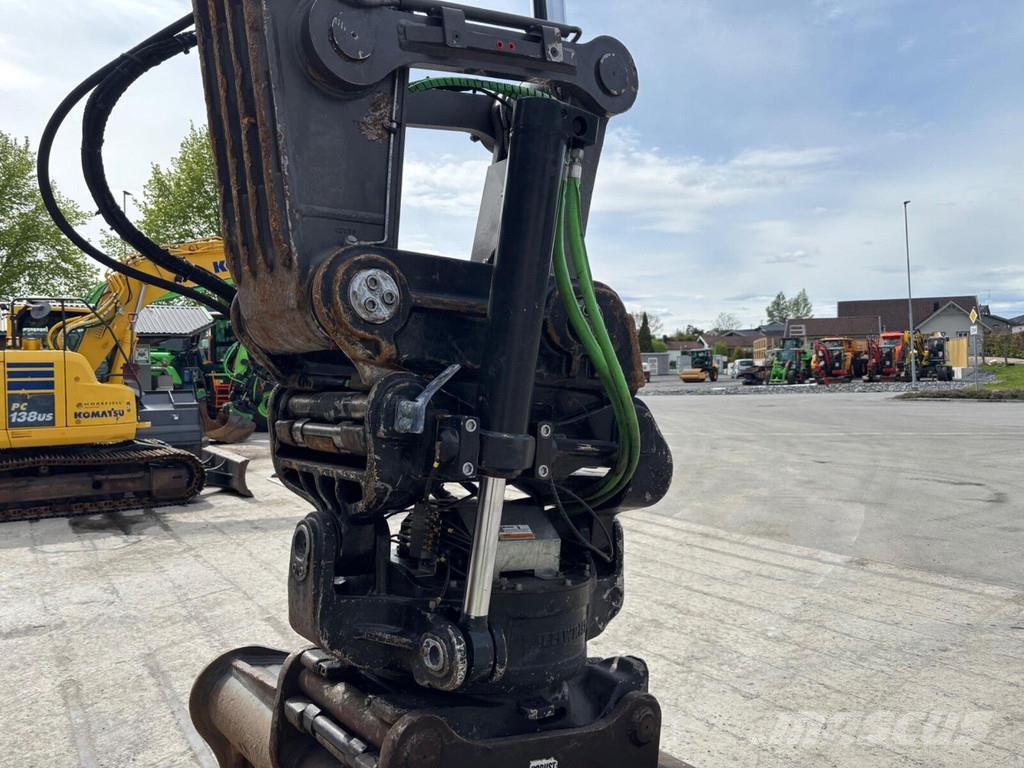 Volvo EC250EL حفارات زحافة
