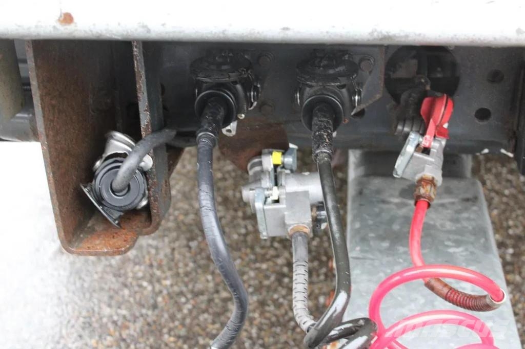 Samro 2 axle Platformas/izkraušana no sāniem