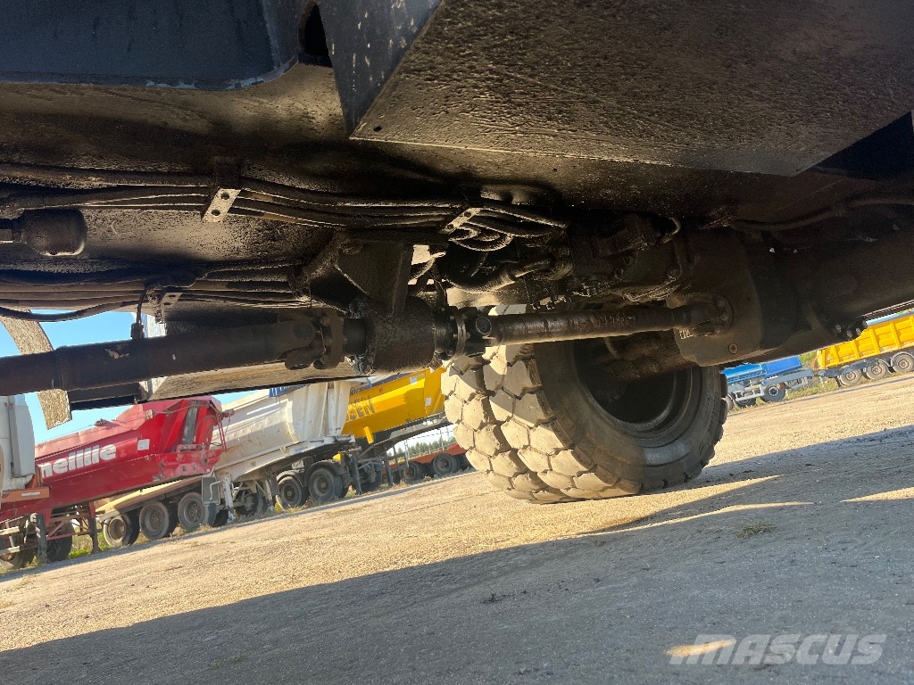CAT M 316 D Bagri na kolesih