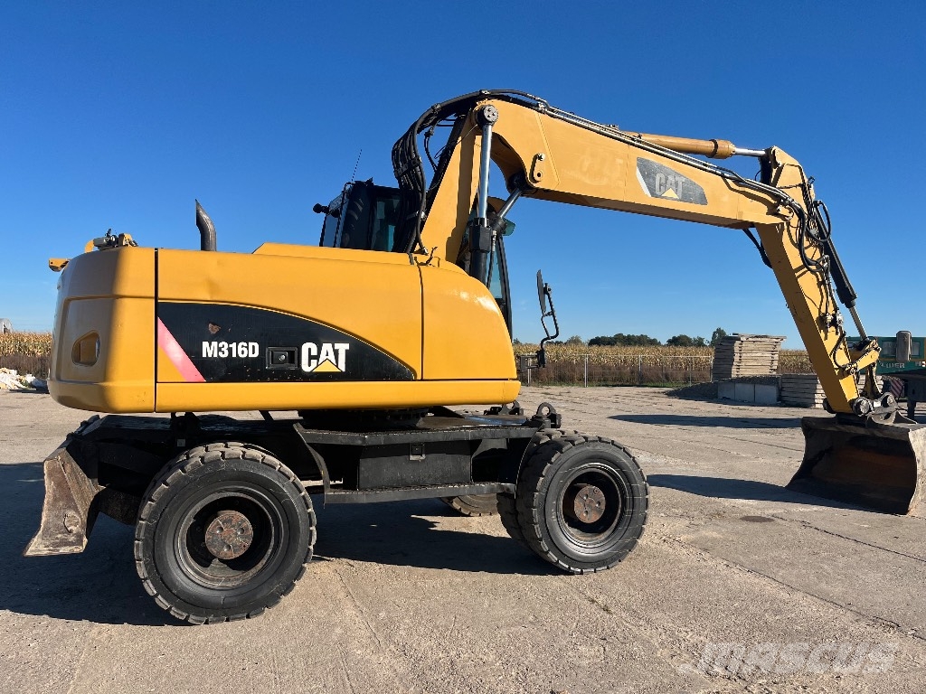 CAT M 316 D Bagri na kolesih