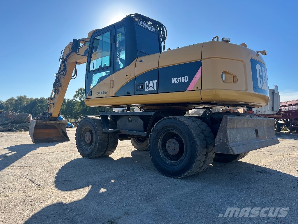 CAT M 316 D Bagri na kolesih