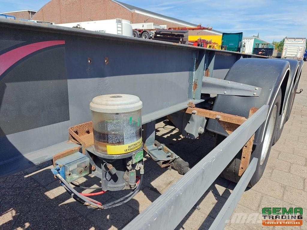 Burg BPO 12 27 CM12 20/30FT TankChassis - 20FT on the b نصف مقطورات حاويات