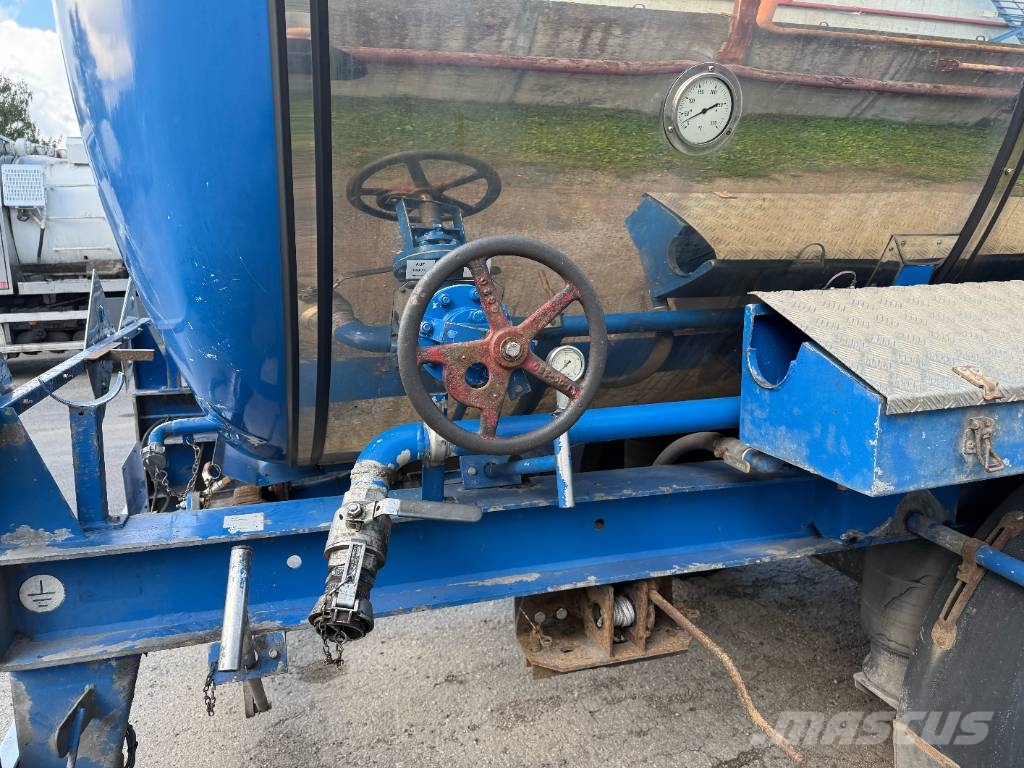 Kässbohrer STS32/1 Semirremolques cisterna