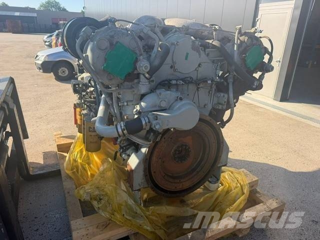 Caterpillar C 32 marine 4884585 1902 bhp @ 2300 rp Caterpillar C 32 marine 4884585 1902 bhp @ 2300 rp Marina motorenheter